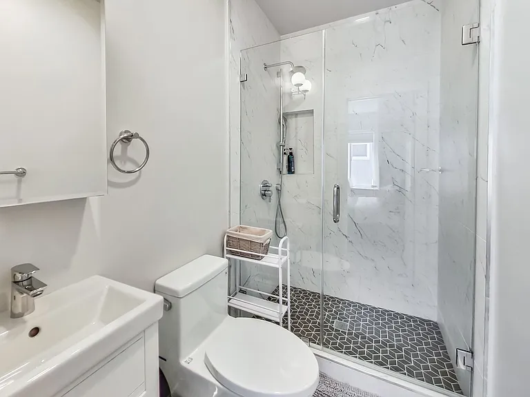 1026 Capp St — Photo 11