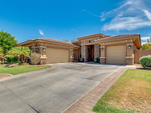 3rd image of 3899 E Wood Dr
