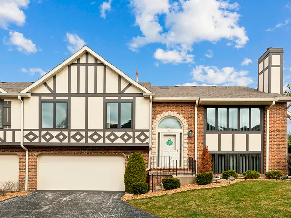 17540 Cambridge Pl #125, Tinley Park, IL 60487