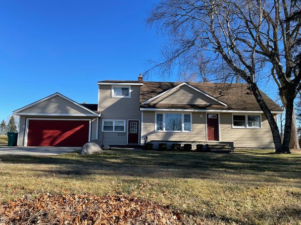 56590 Hayes Rd, Macomb, MI