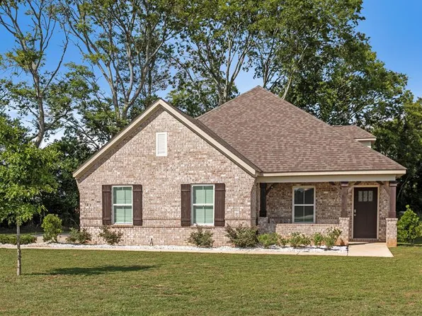 143 Sandbed Rd, Newton, AL 36352