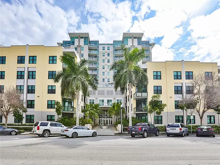 The Sage is conveniently located at 4th Avenue and 4th Street South.