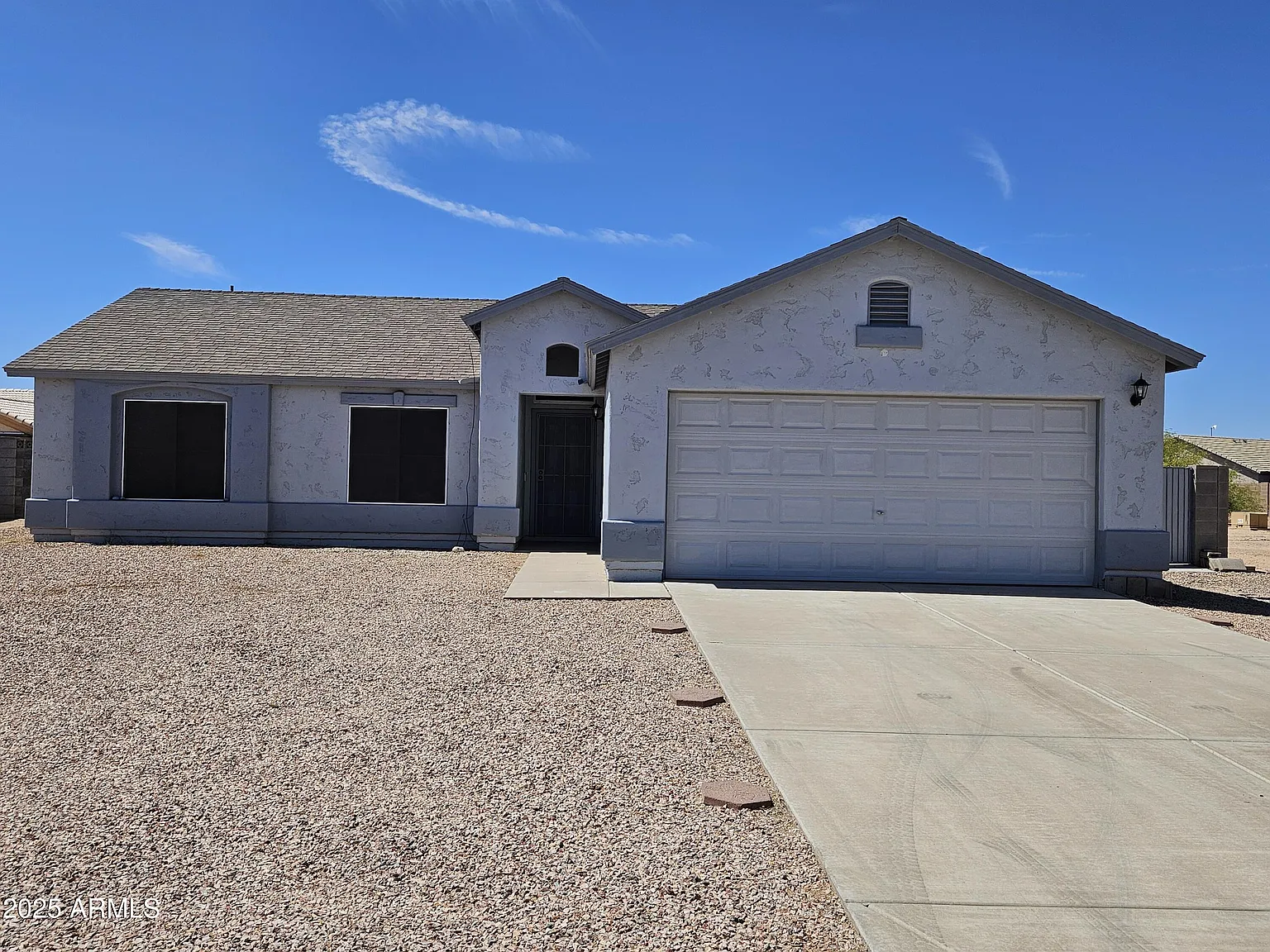 3 bed, 2.0 bath, 1296 sqft, $1,450 — Photo 1