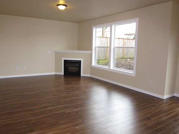 2nd image of 10614 NE 41st Ct