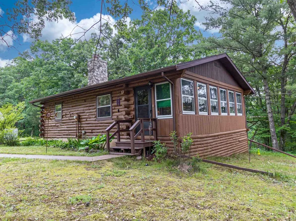 947 Debbie Ln, Redgranite, WI 54970