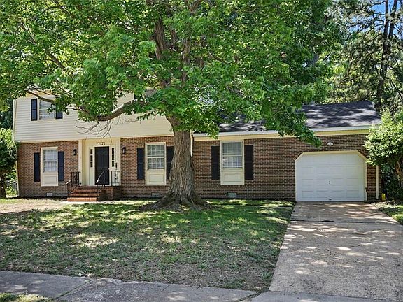3rd image of 212 Watkins Dr