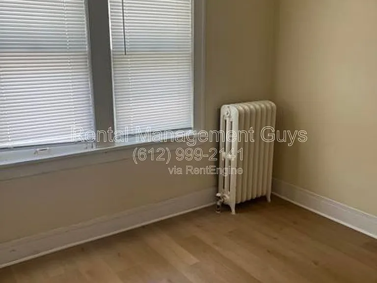 1649 Russell Ave N #2 — Photo 10