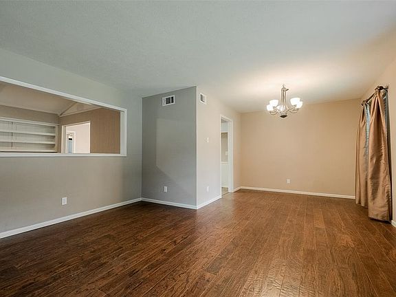 3rd image of 1429 Chippewa Dr