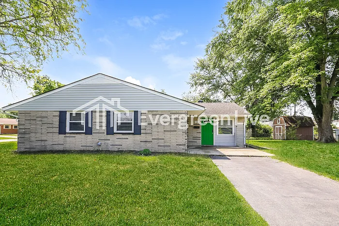 108 Candy Ln — Photo 2