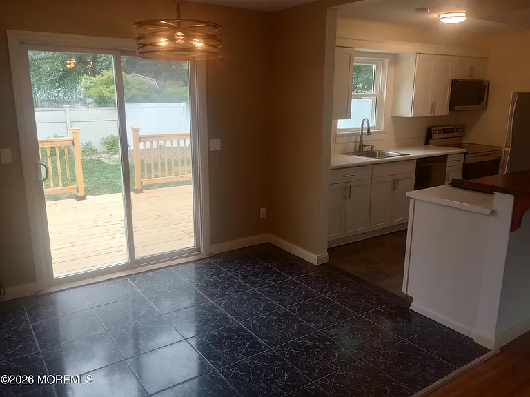 3 Primrose Ln #B — Photo 9