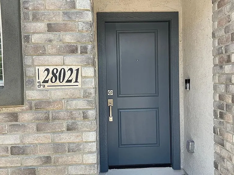 28021 N 28th Ave — Photo 2