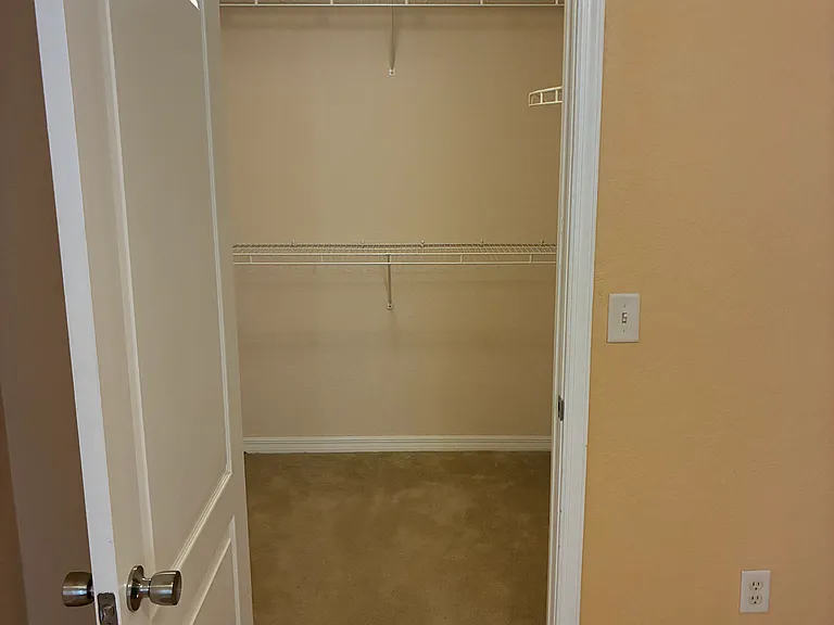 150 SW Peacock Blvd #104 — Photo 11