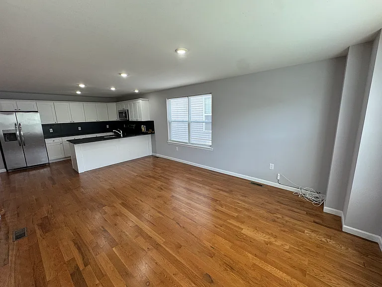 301 N 13th St #1 — Photo 9