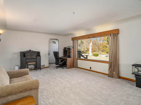 2847 Alice St, Whitehall, MI 49461