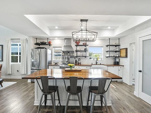 2nd image of 5451 Forbes Ave