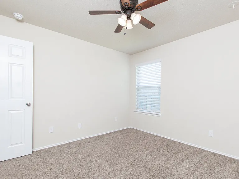 2516 Bargello St — Photo 12