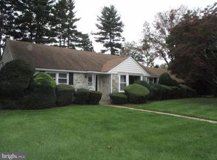 484 Leonard Rd, Huntingdon Valley, PA 19006