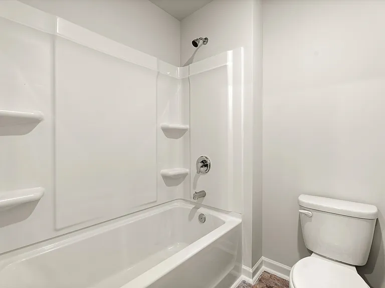 365 Belmont Dr — Photo 4