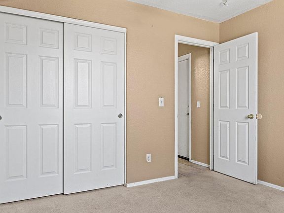 3rd image of 11320 W Hutton Dr