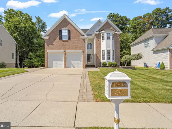 9 Liberty Trl, Delran, NJ 08075