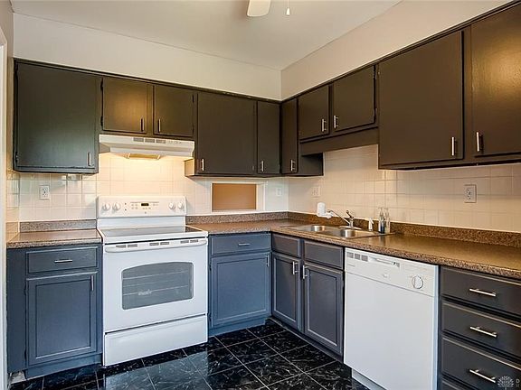 4th image of 6403 Harbinger Ln