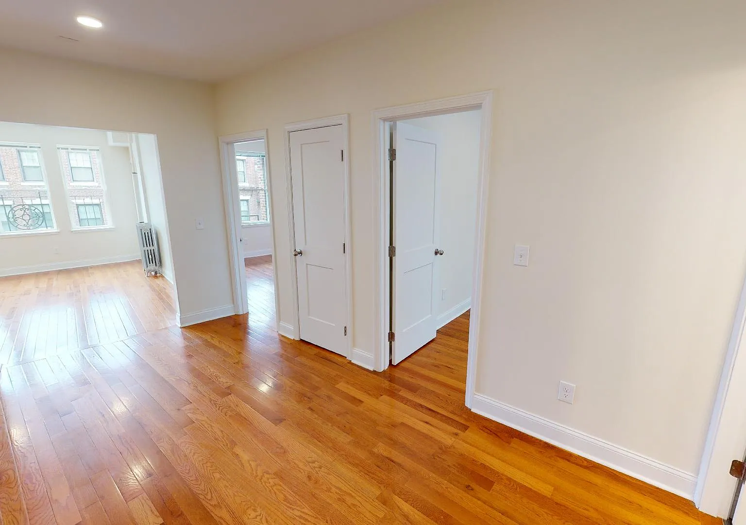 2 bed, 9999 sqft, $3,345 — Photo 3