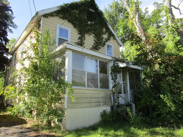 322 Vliet Boulevard, Cohoes, NY 12047