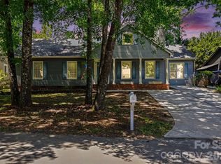 9060 Tulagi Ct, Tega Cay, SC 29708
