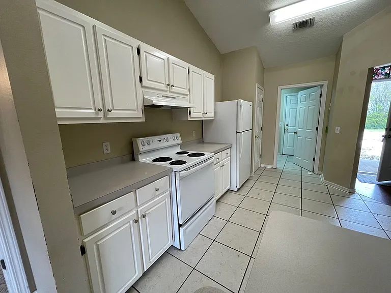 7350 Copter Ln — Photo 16