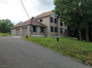 2685 Pocono Forested Dr, East Stroudsburg, PA