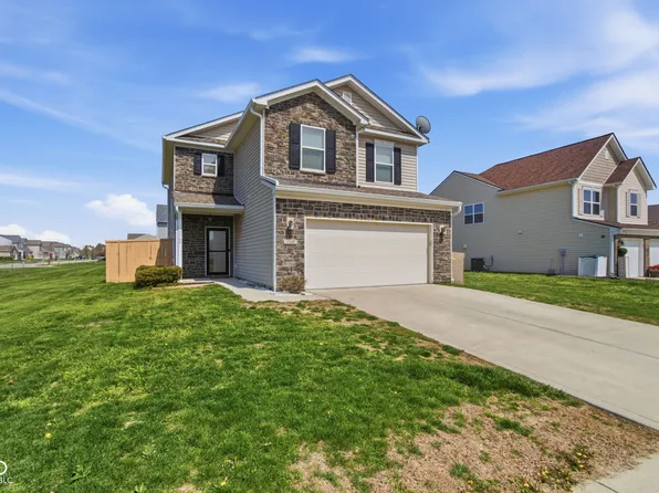 5760 White Pine Rd, Whitestown, IN 46075