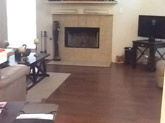3rd image of 1420 Ross Dr