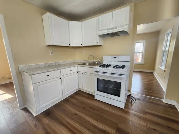 220 Pine St #2, New Haven, CT 06513