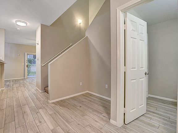 5th image of 716 Peachy Canyon Cir Unit 103