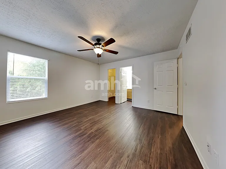 4645 Bluejay Ct — Photo 12