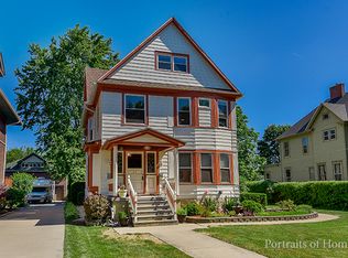 605 Campbell St, Joliet, IL 60435