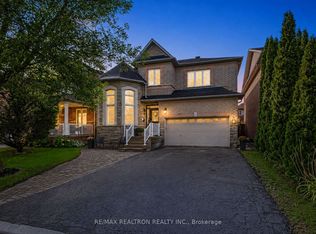 222 Birkshire Dr, Aurora, ON L4G7S1