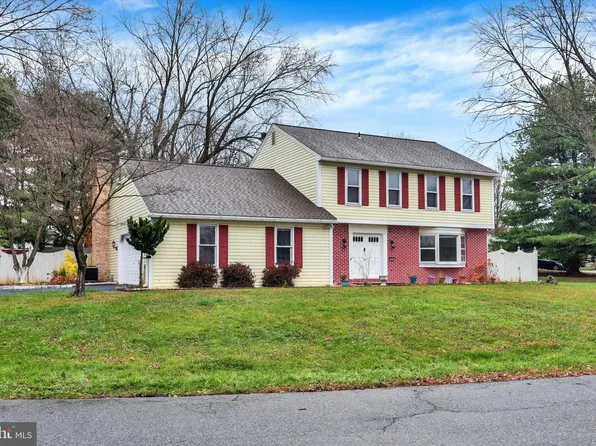 3801 Brytton Ln, Harrisburg, PA 17110