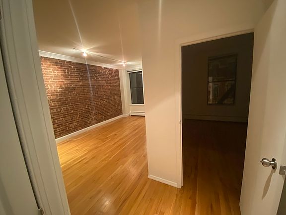 3rd image of 235 E 13th St APT 4c