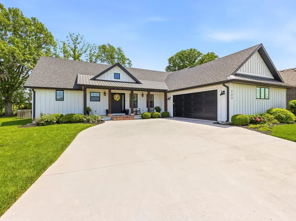 733 N Fox Hill Circle, Nixa, MO 65714