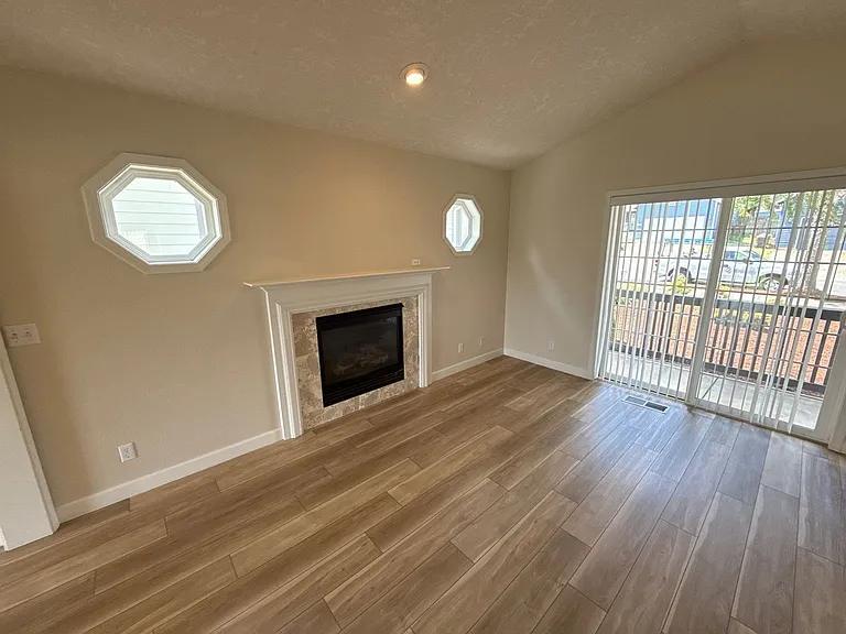 5512 Murray St SE — Photo 4