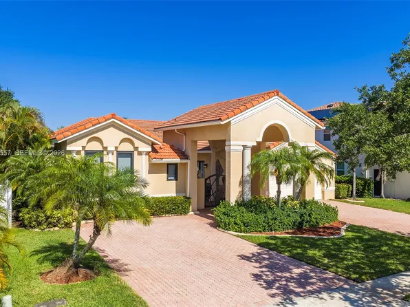 1170 NW 166th Ave, Pembroke Pines, FL 33028