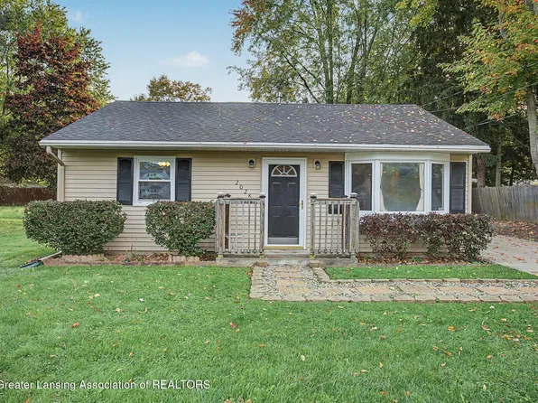2028 Phillips Ave, Holt, MI 48842