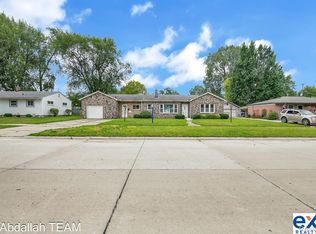 25455 Princeton St, Dearborn Heights, MI 48125