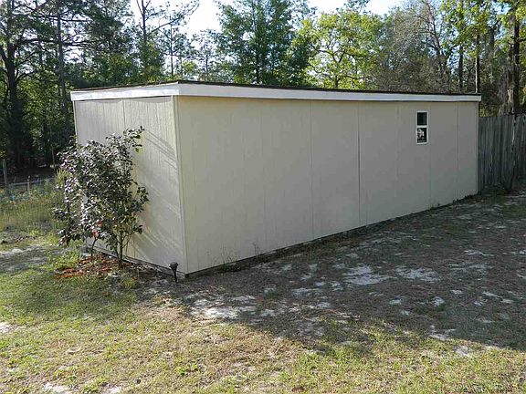 3rd image of 106 Sunnyside Dr