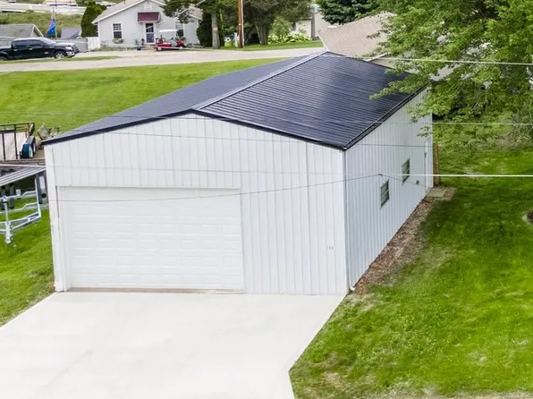 130 Lane 405a Jimmerson Lk, Fremont, IN 46737