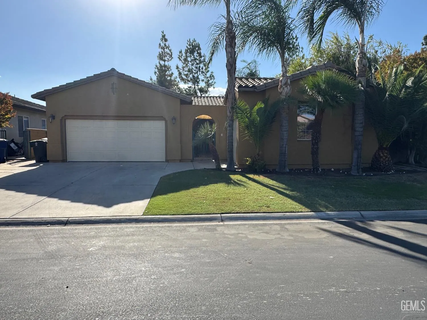 5011 Pelican Hill Dr photo 1