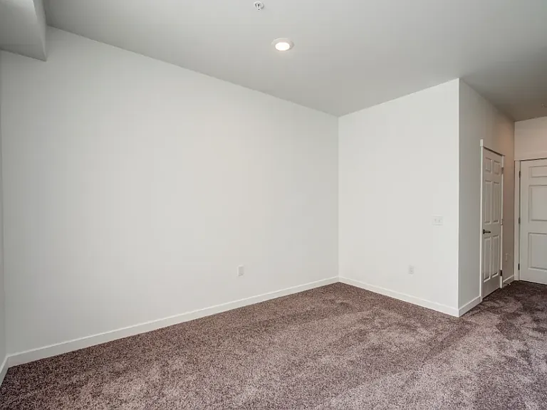 The Amelia Apartments, LLC — Photo 17