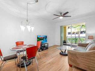 3 Renaissance Way APT 211, Boynton Beach, FL 33426