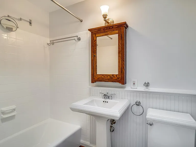 1111 Rhode Island Ave NW #A — Photo 14